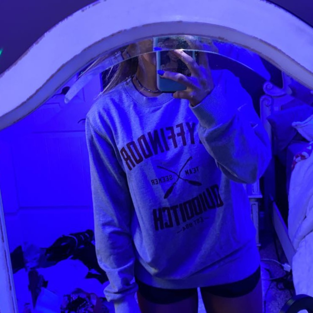 sweatshirt